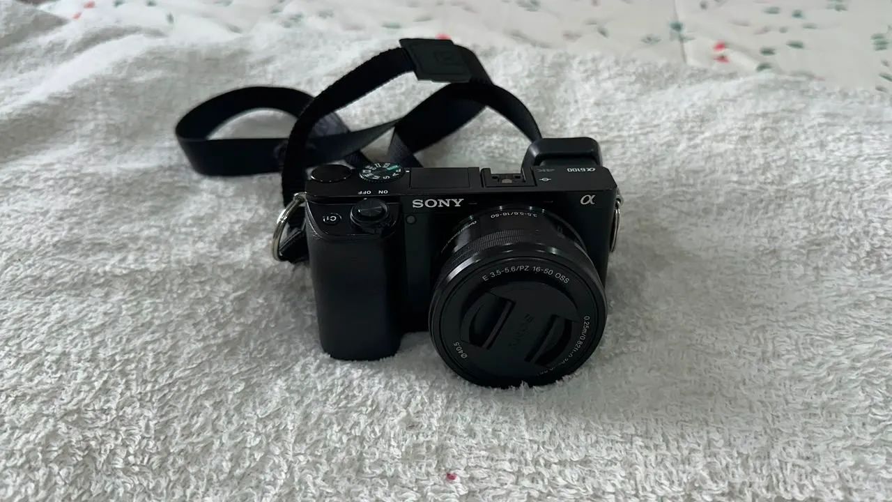 Câmera Sony A6100 - Foto 2