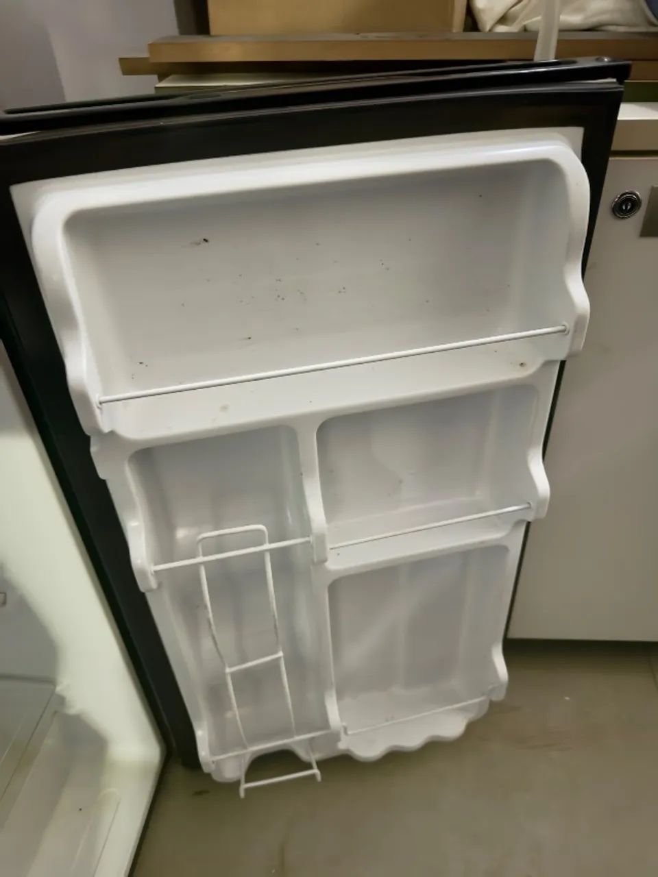 Frigobar Midea 12 volts - Foto 5