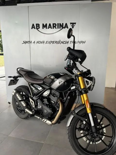 Triumph Scrambler 400X