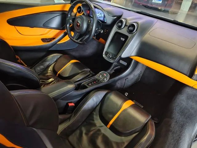 McLaren 540C Coupe 3.8 Bi-Turbo V8, foto 17 de 19