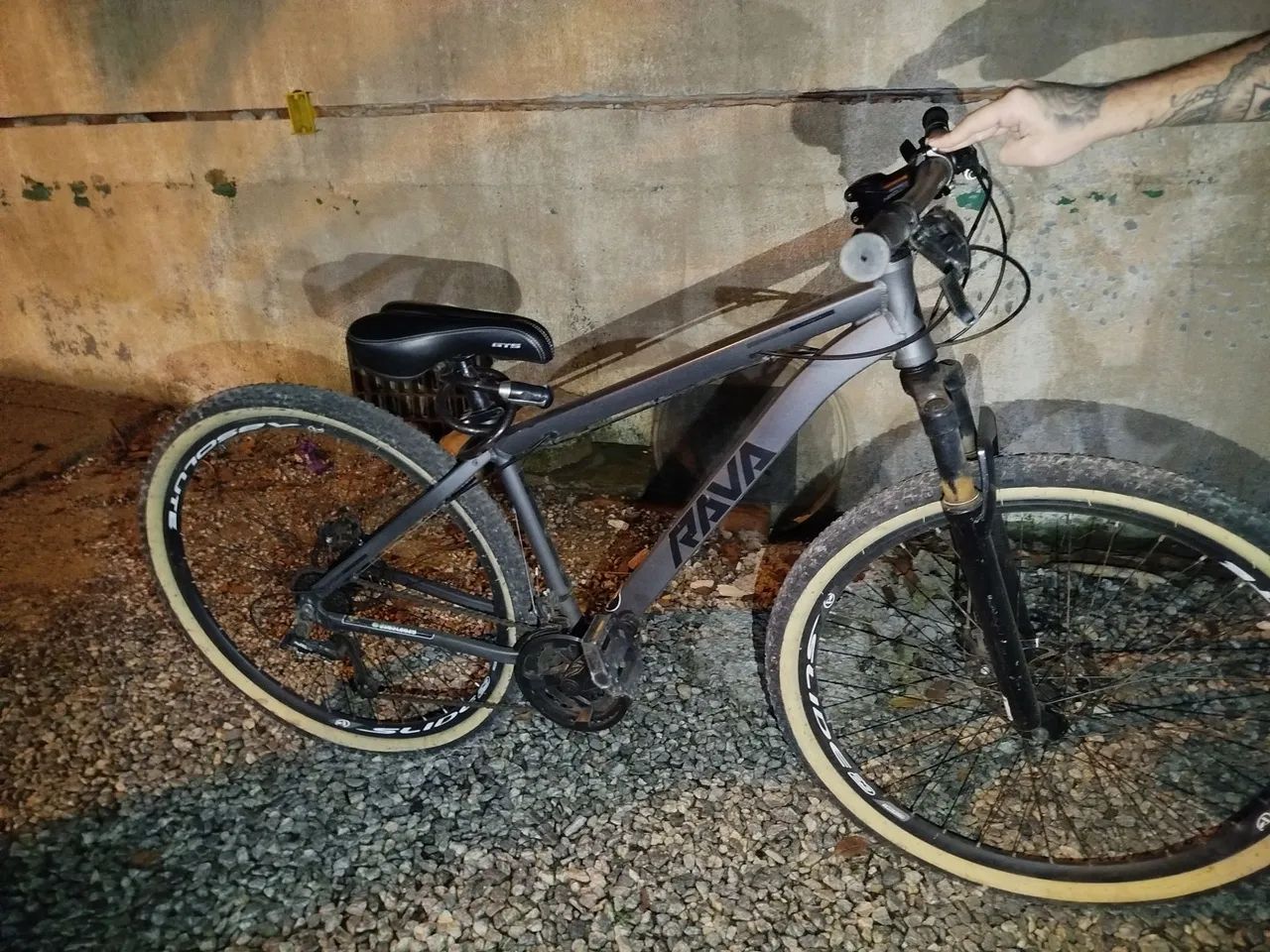 Bicicleta aro 29 usada