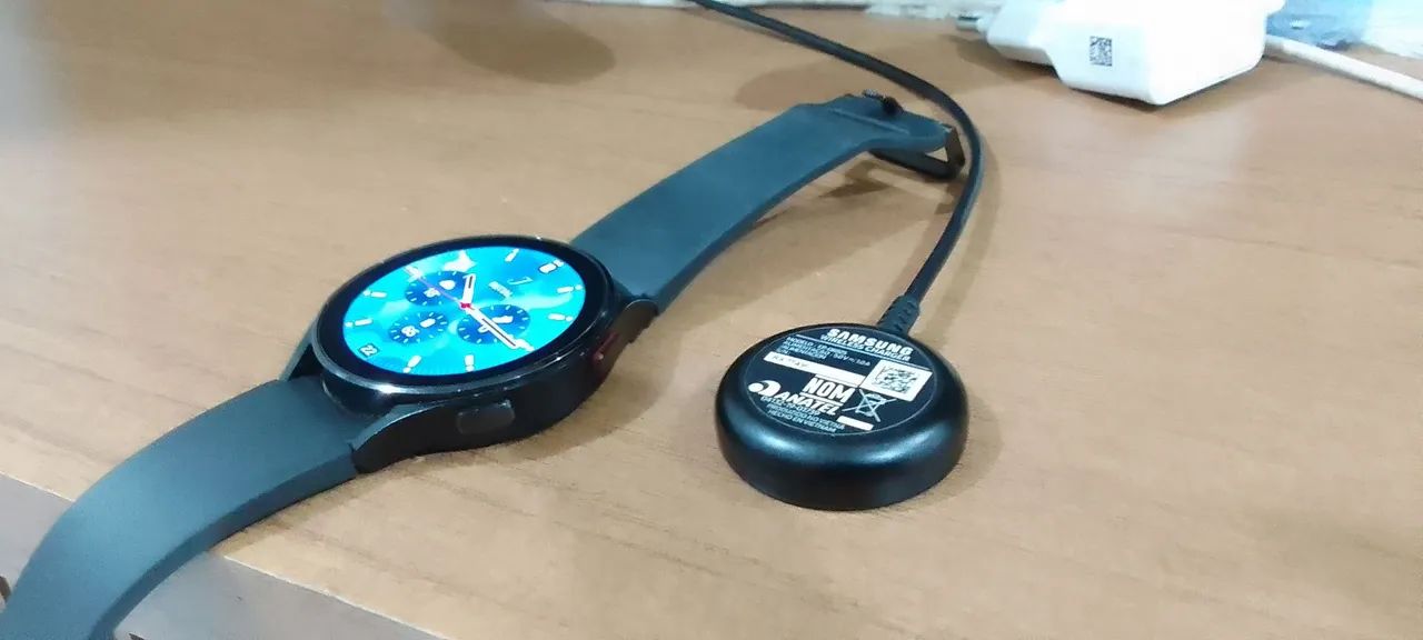 Relógio smart watch 4 samsung LTE - Foto 3