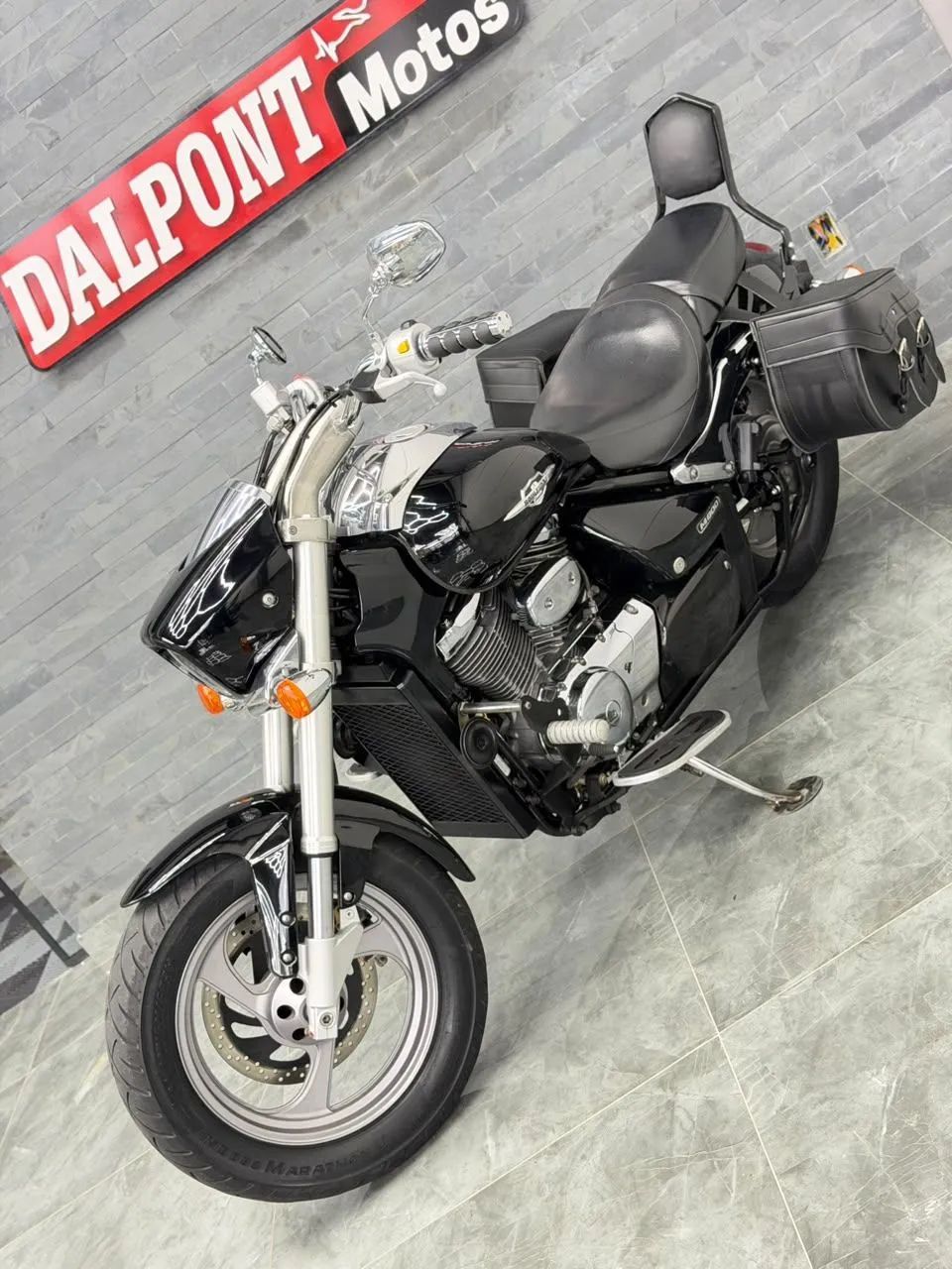 Suzuki M800 Boulevard 2014 - Foto 2