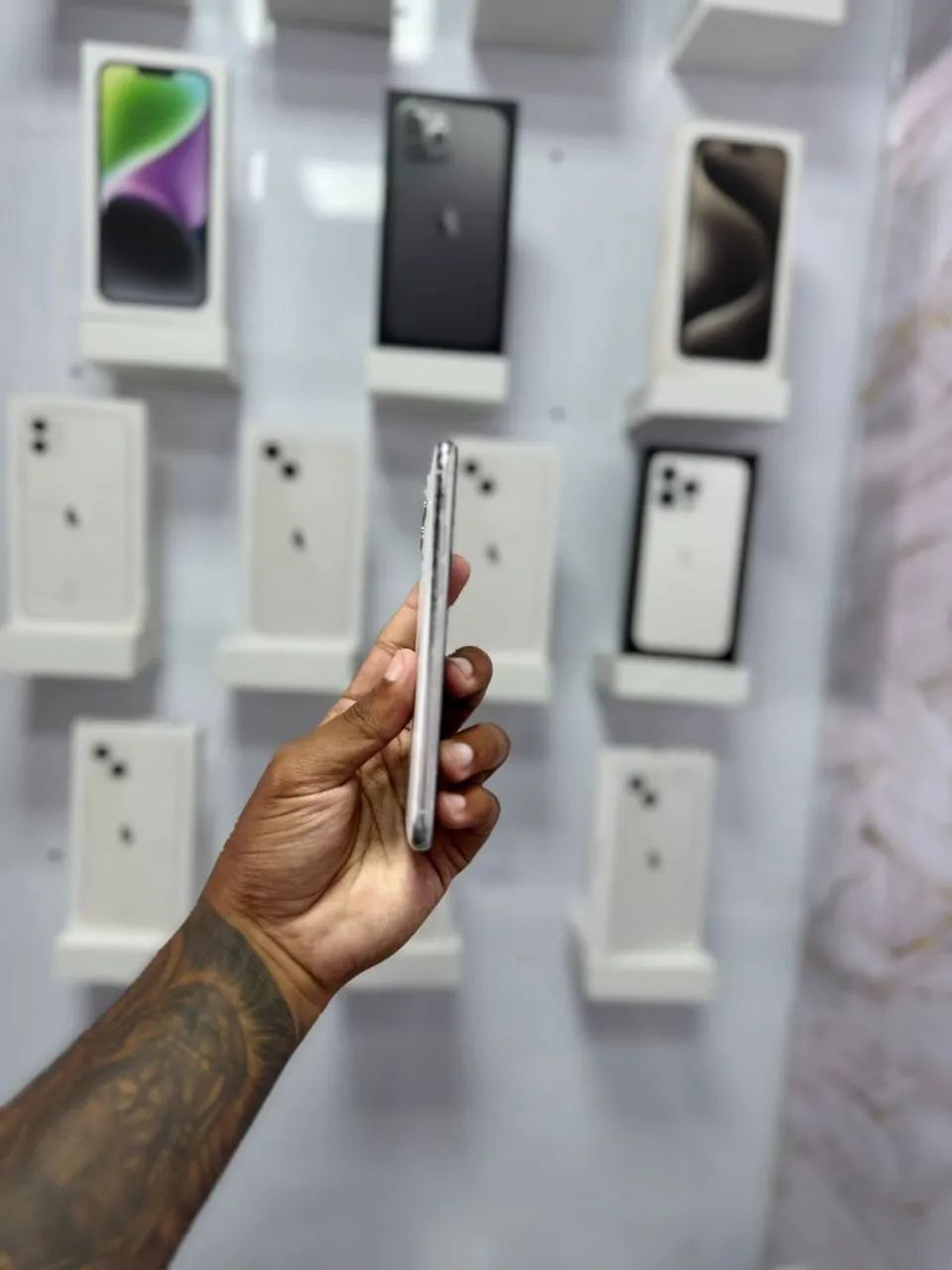 IPHONE 11 PRO 64GB<br>R$ 1.599,00 - Foto 4