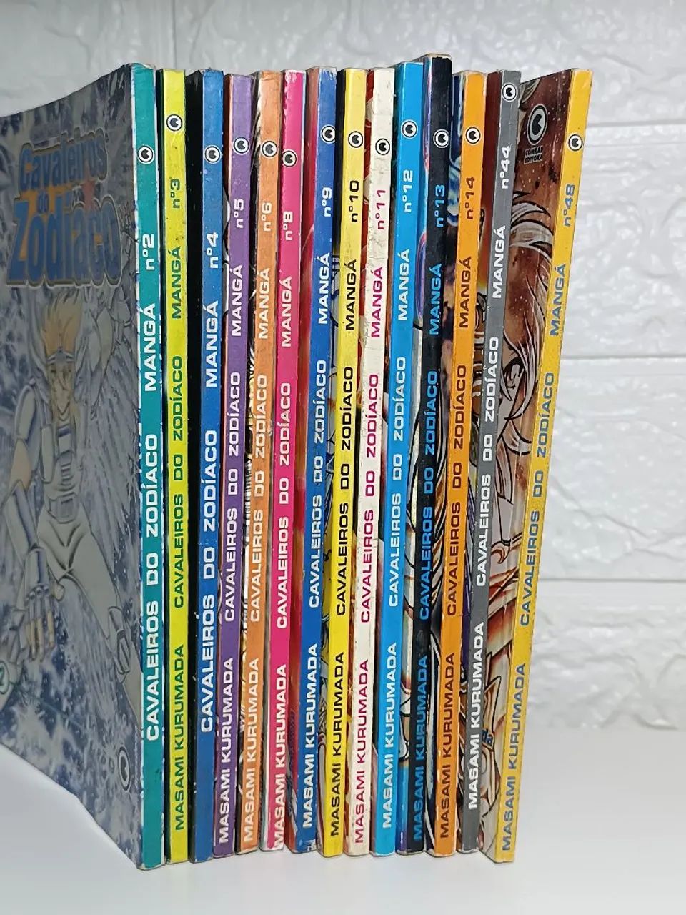 Cavaleiros do Zodíaco kit com 14 Mangás Conrad - Livros e revistas