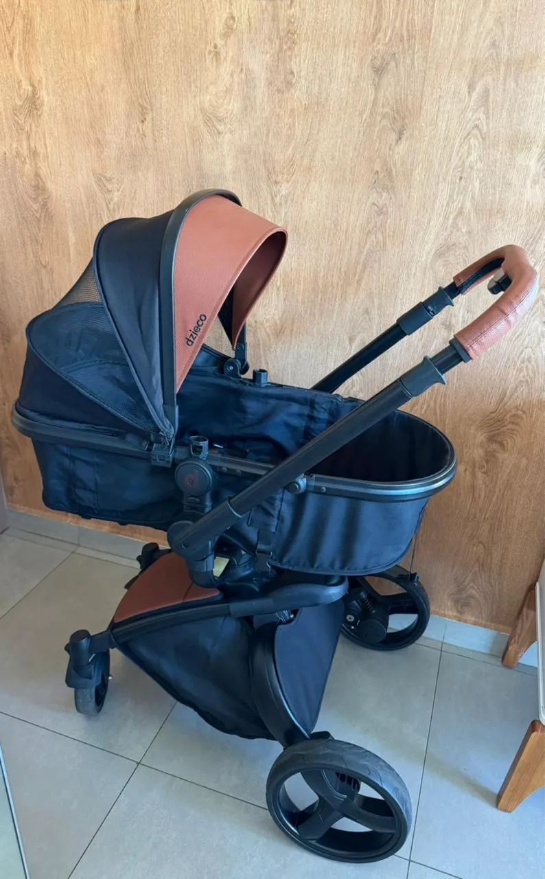 Vendo carrinho de bebê Galzerano  - Foto 3