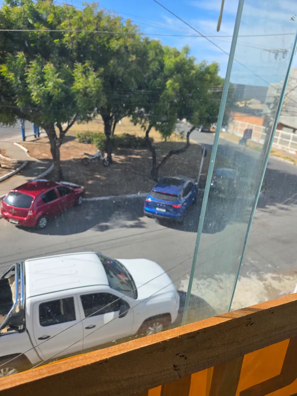 Sala ampla na Av. Mario Jorge - Foto 3