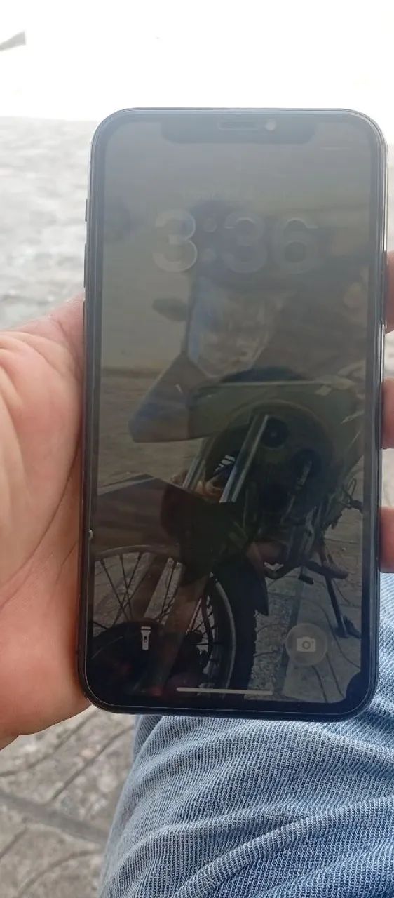 iPhone 11 64 pro