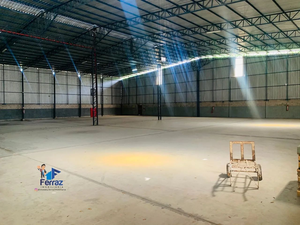 Galpão 1.600m² Pé direito 9M com Habiti-se leia - Foto 4