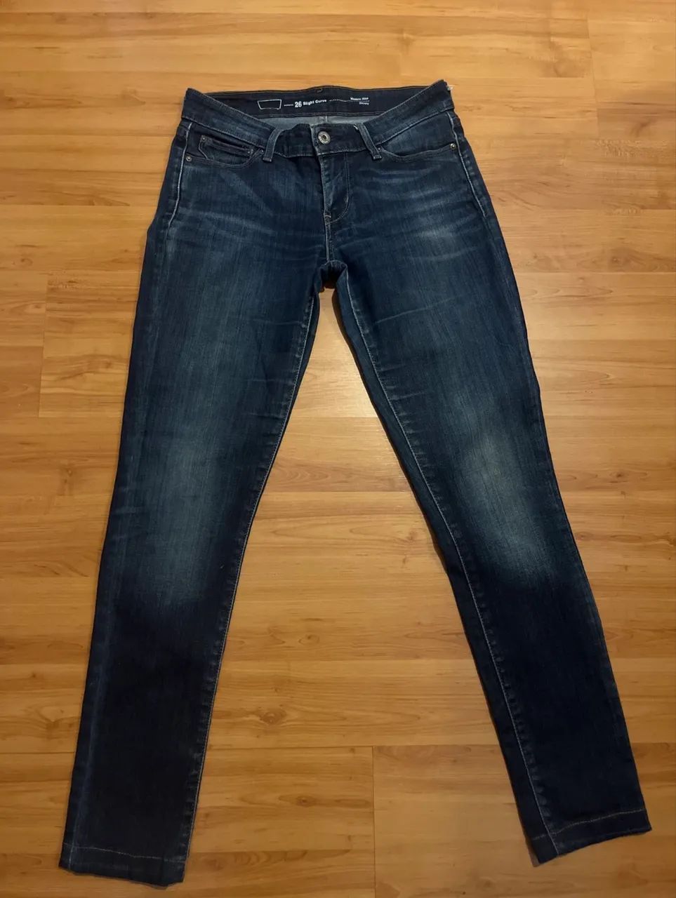 Calça jeans Levis skinny 26