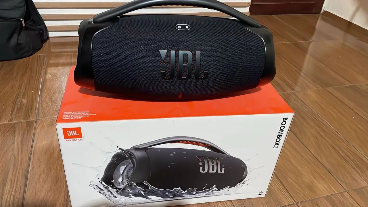 JBL boombox 3 