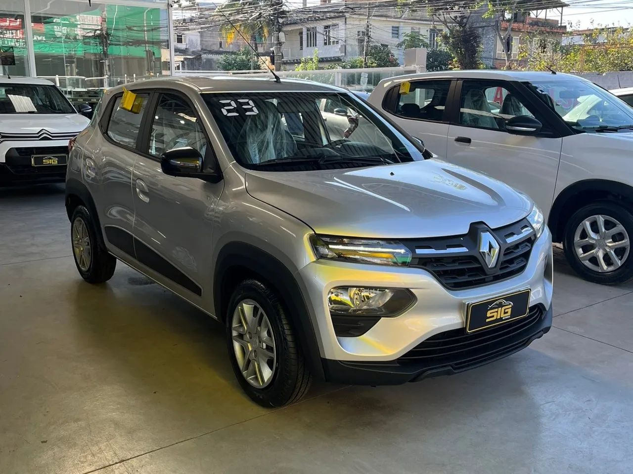 Renault Kwid 1.0 Intense 2023 - Foto 3