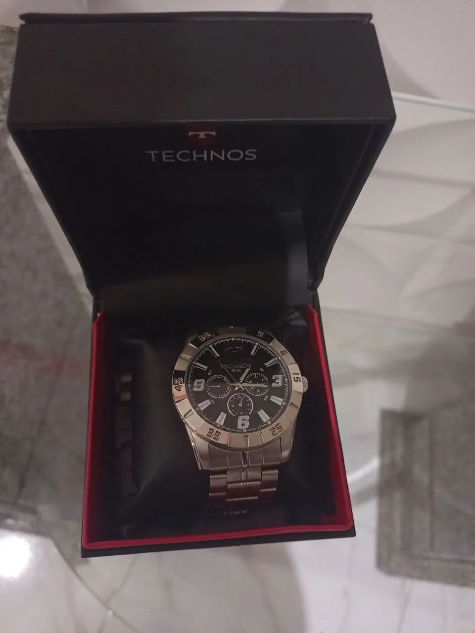 Relógio technos
