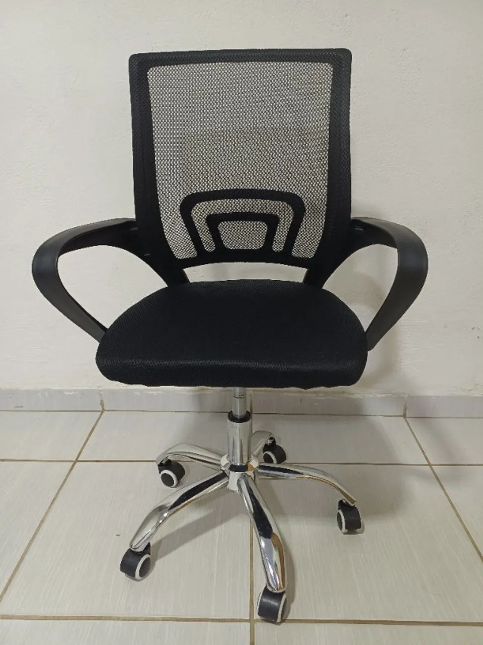 Cadeira de escritório ergométrica NOVA