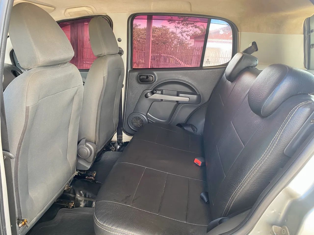 Fiat Uno Vivace/rua 1.0 EVO Fire Flex 8V 5P 2011 - Foto 4
