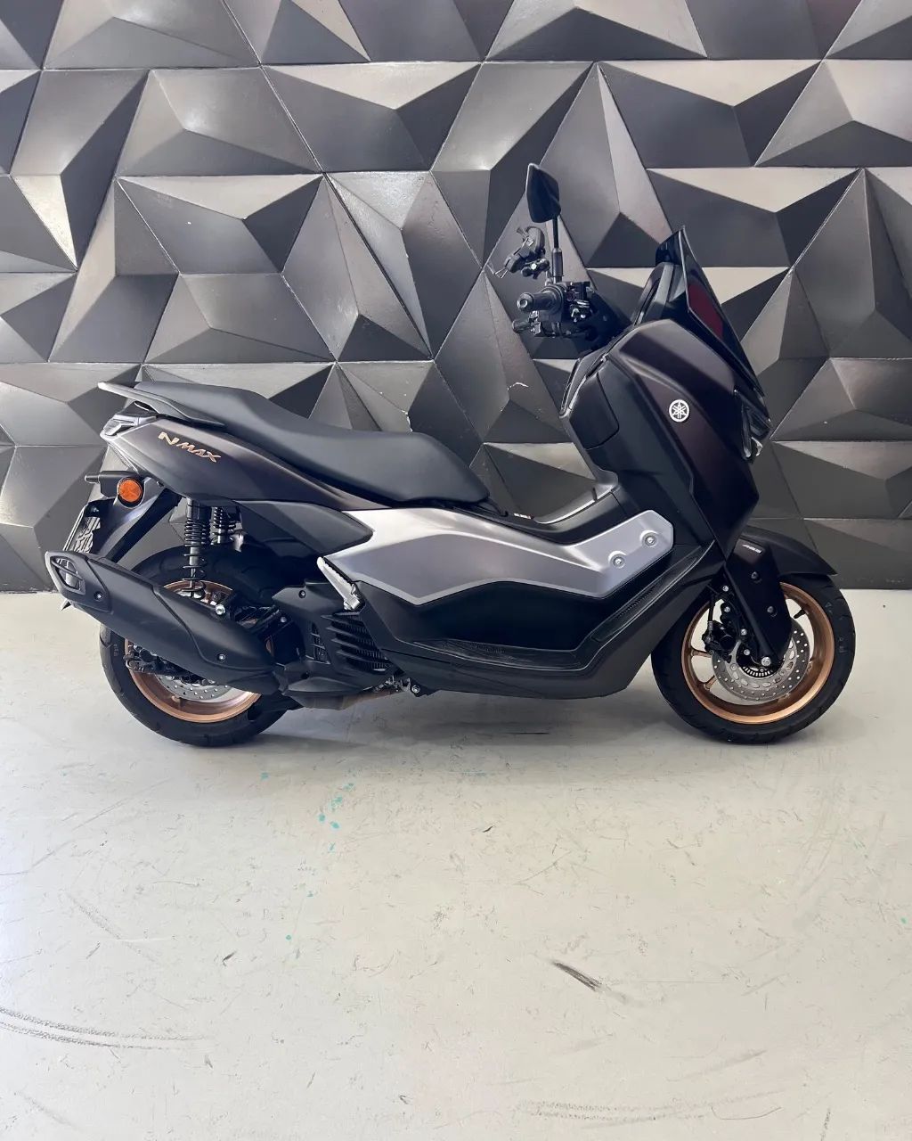 NMAX Connected 160 ABS - Foto 4