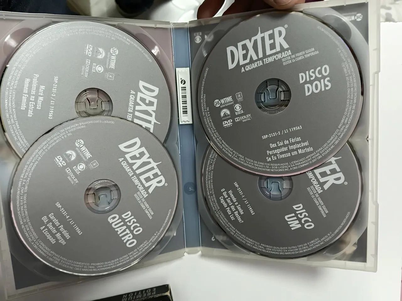 DVD Dexter - 4ª Temporada Completa (Original - 4 Discos) - Foto 2