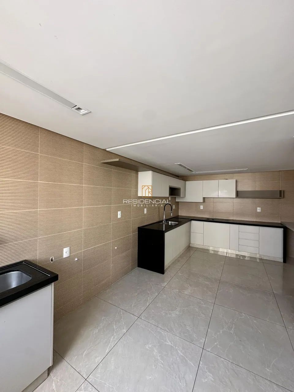 APARTAMENTO SEMI MOBILIADO NO CENTRO - Foto 3