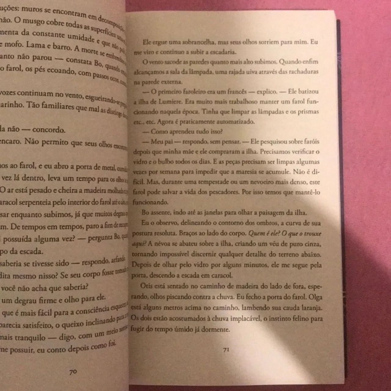 livro a maldição do mar - Foto 2