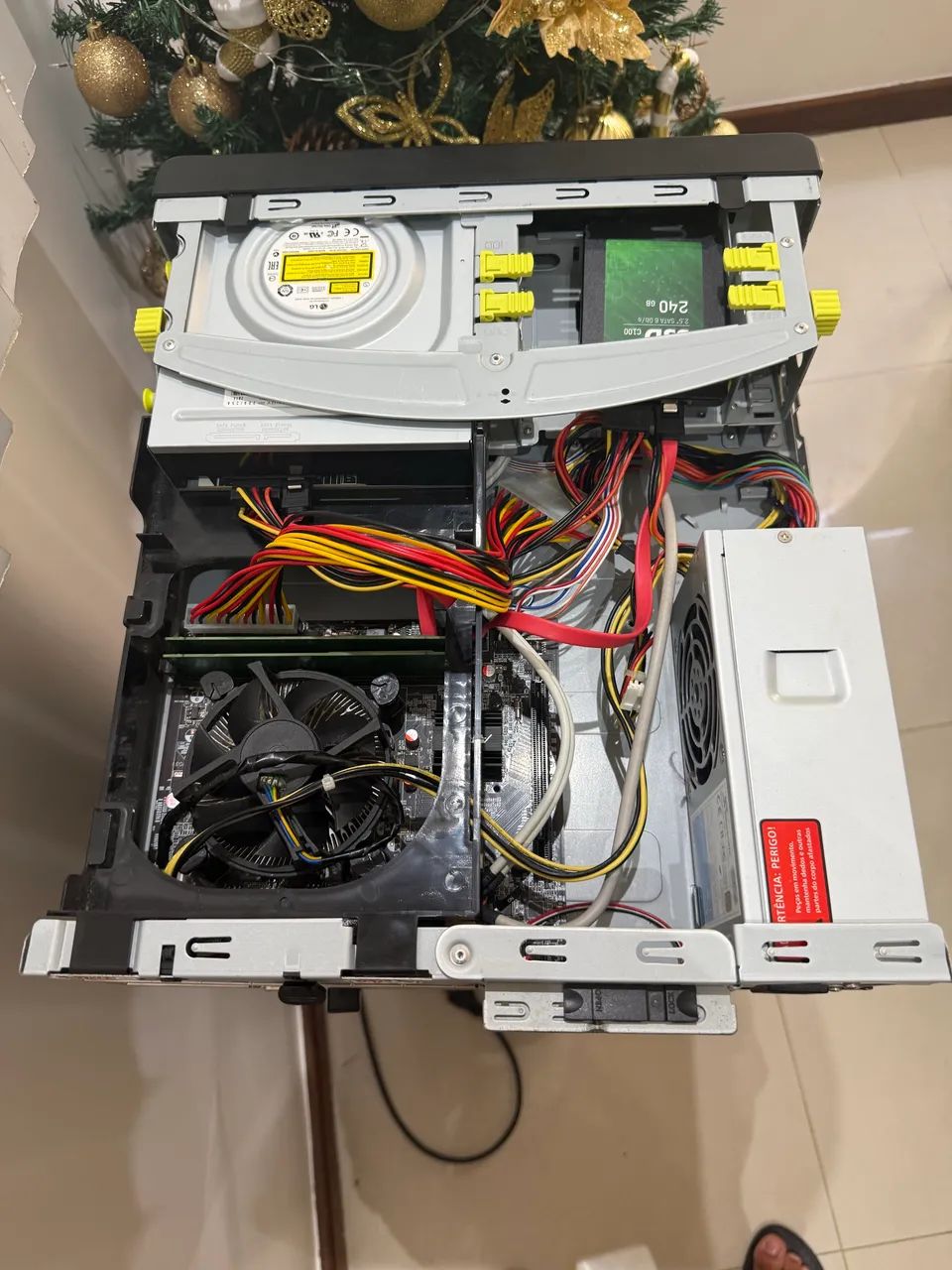 Computador/ PC com gabinete Positivo  - Foto 5