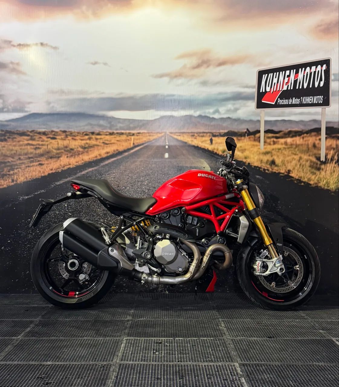DUCATI MONSTER 1200S 2020 - Foto 2