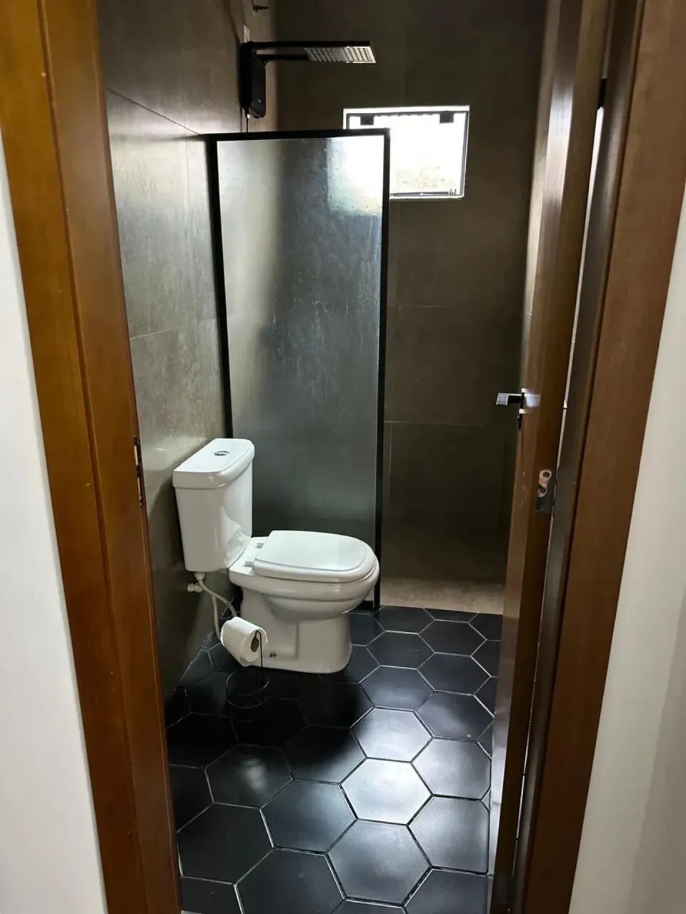 CASA PÚBLICA EM VÁRZEA GRANDE, PROX CORREIO E BIG LAR, C/ ARMÁRIOS E PISCINA, 2 QTOS 1 SUÍ - Foto 12