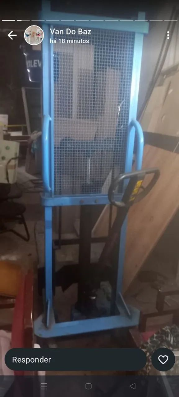 Empilhadeira hidráulica 1 tonelada