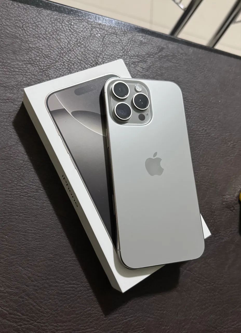 iPhone 16 PRO MAX 