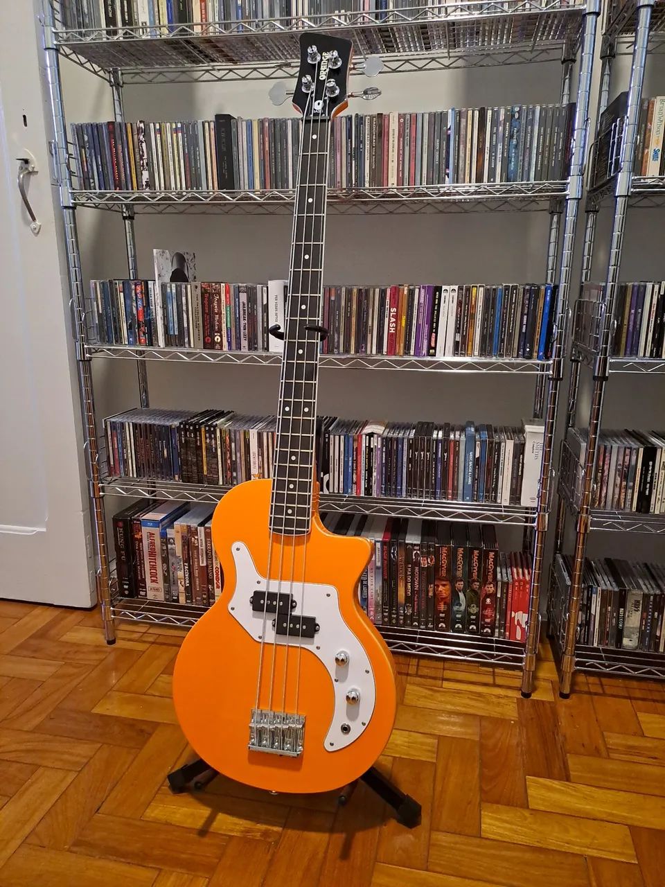 Baixo Orange O Bass 04 Cordas - Instrumentos musicais - Cidade