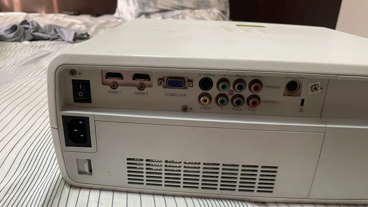 Projetor sanyo  plv z 2000 - Foto 4