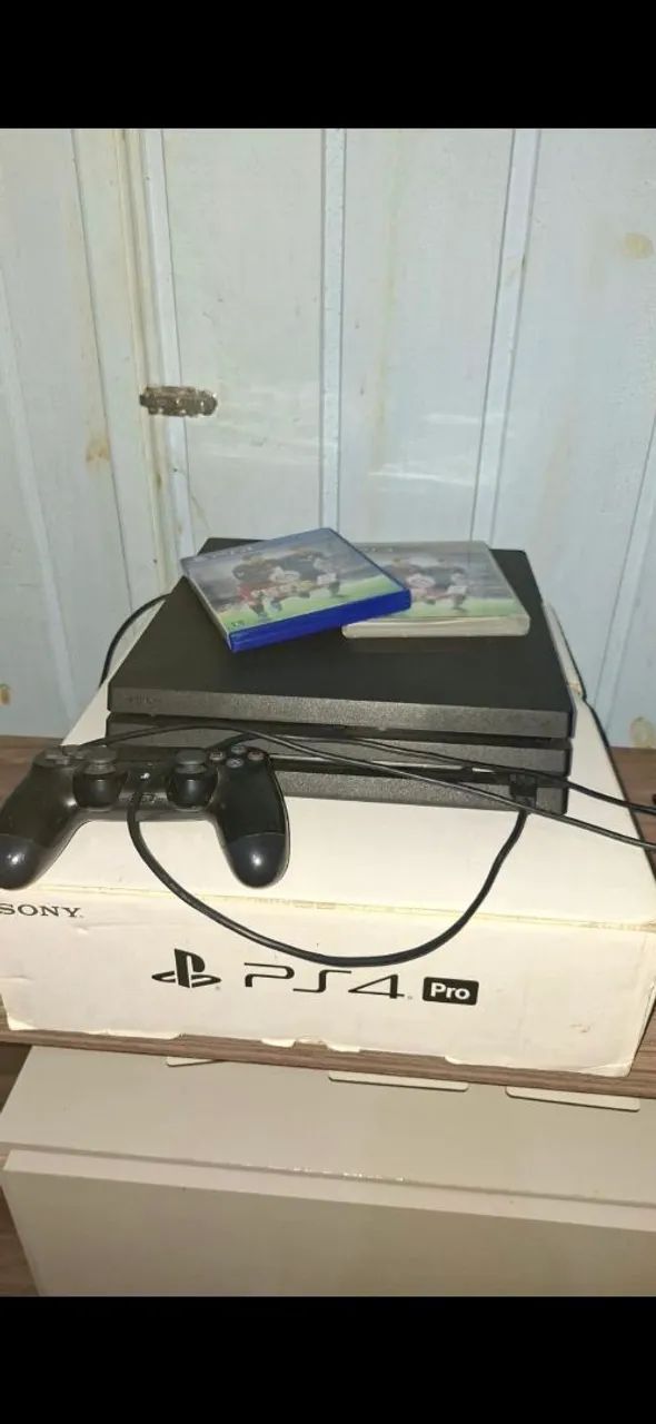 PS4 PRO 