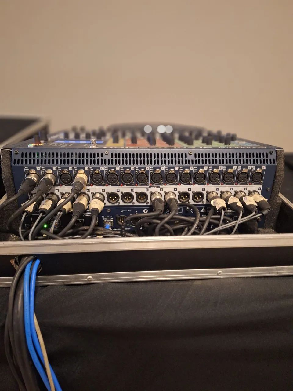 Mesa de Som Digital SOUNDCRAFT EXPRESSION + STAGE BOX  - Foto 5