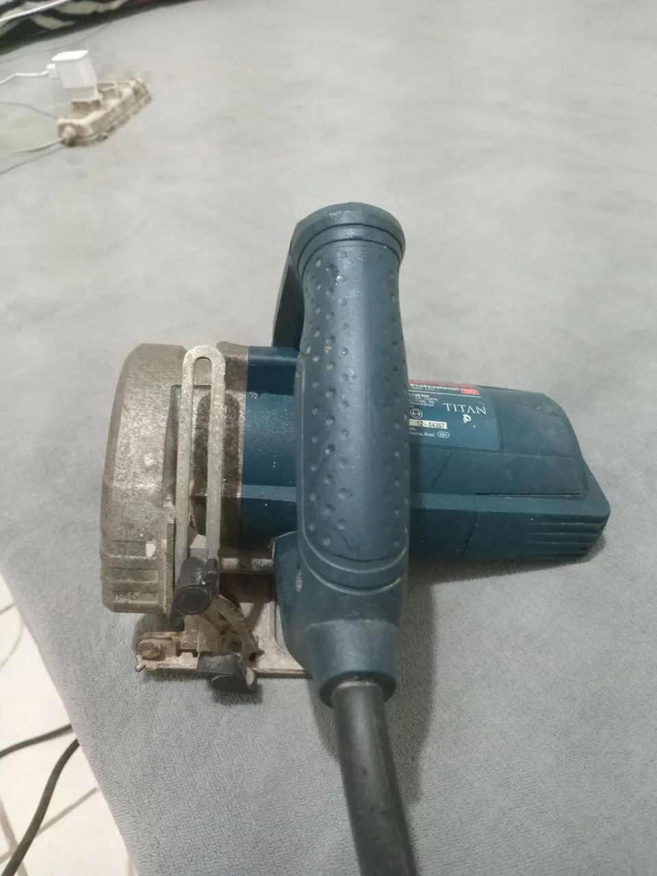 Vendo maquita Bosch  foncionando  muito  boa  418478453498193922