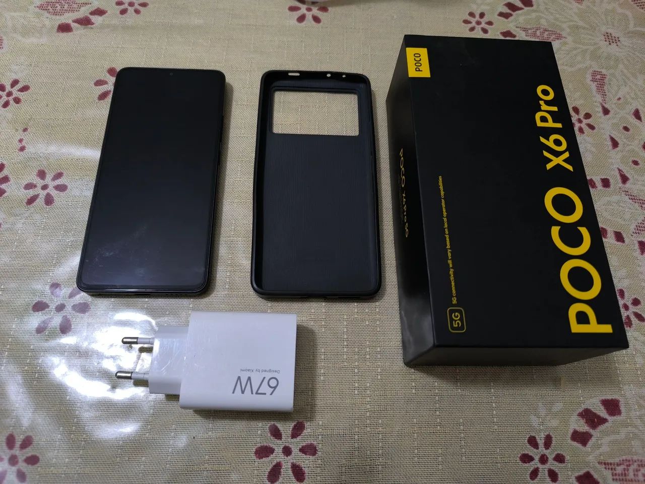 Poco x6 pro 12/512 semi novo