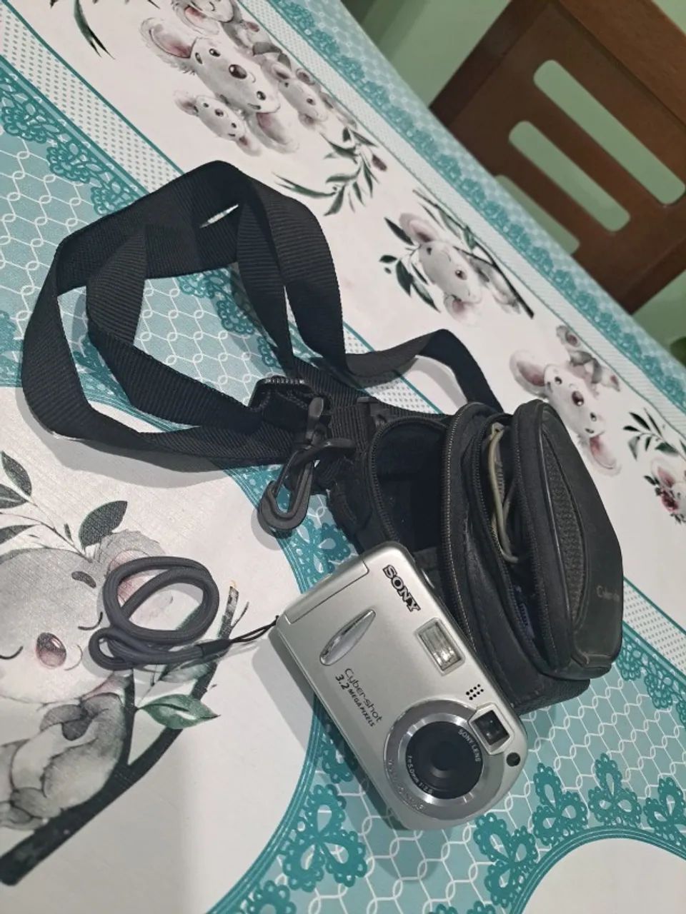 Sony Cyber-Shot DSC-P32 - Foto 2