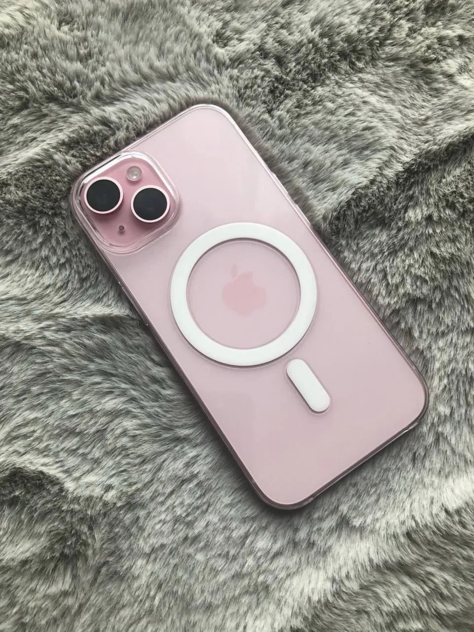 Vende-se iPhone 15 3000