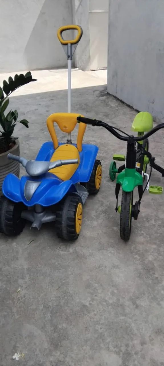 Bicicleta e carrinho