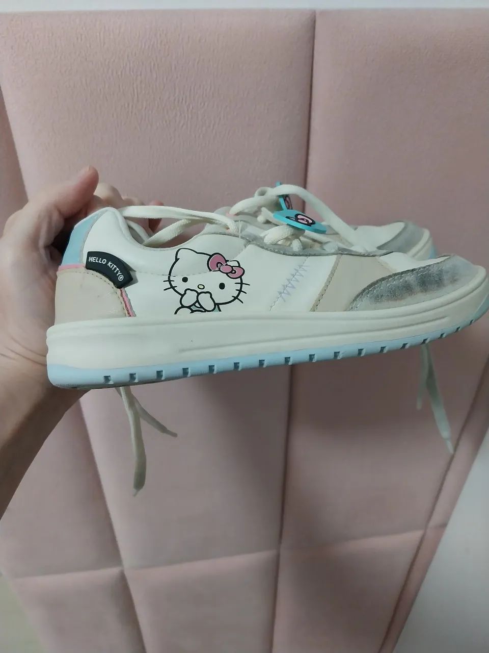 Vendo tênis da Hello Kitty (Semi-novo)