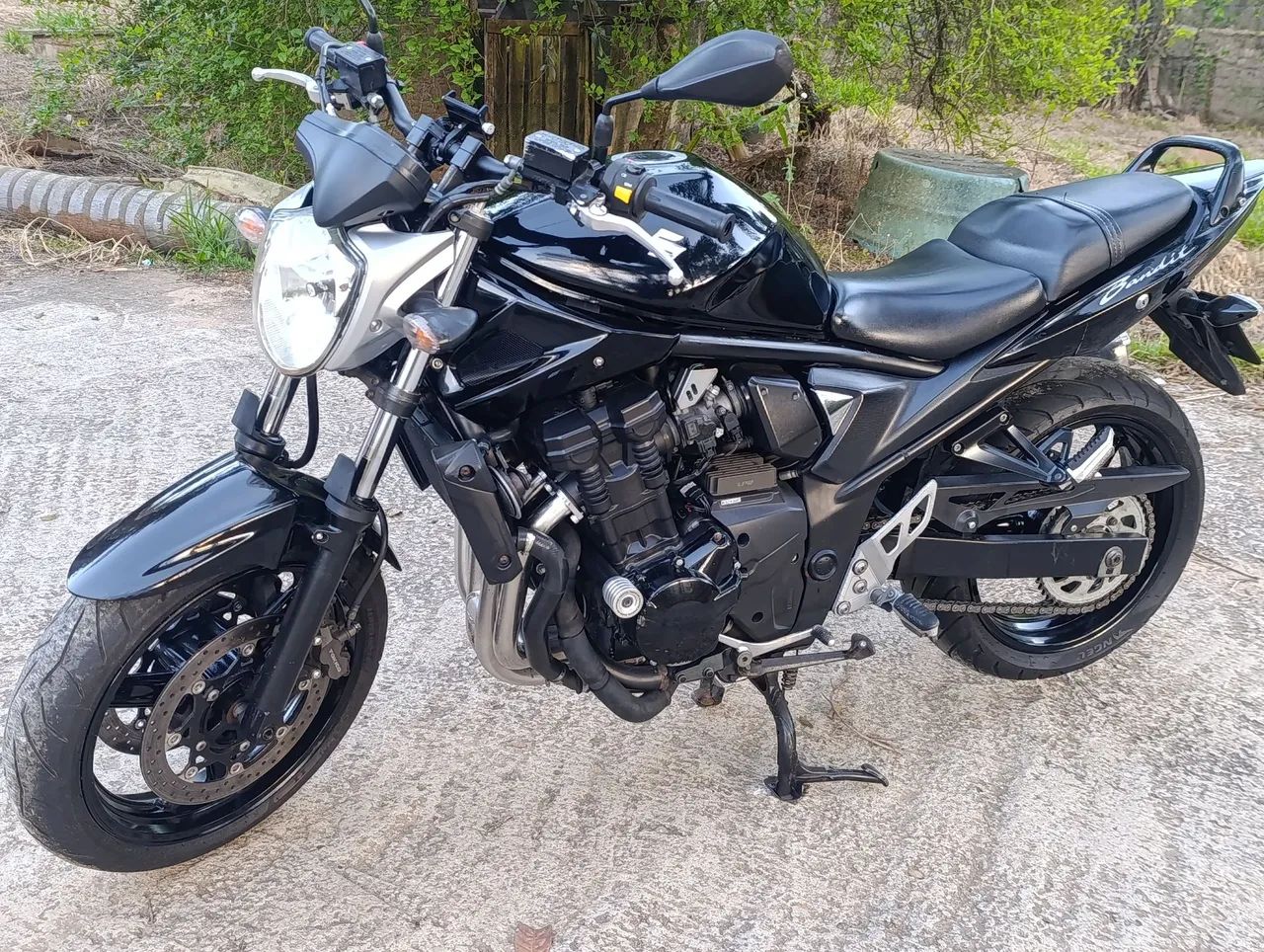 Suzuki Bandit 650 2011