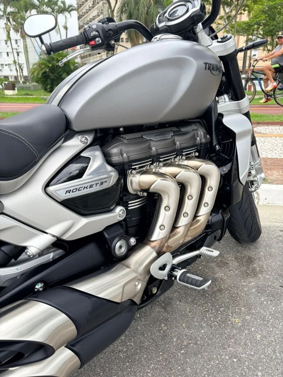 Triumph Rocket 3R - 1100km - Foto 4