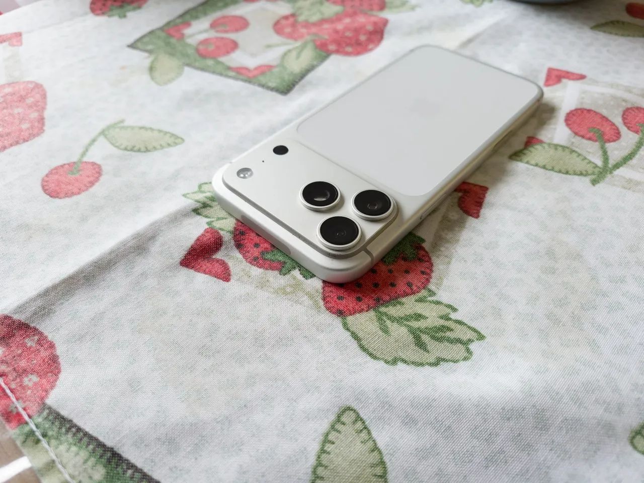 iPhone 17 Pro Max 256GB White Silver - Foto 4