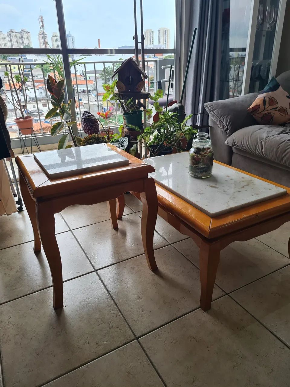 Conjunto mesa de canto e mesa de centro