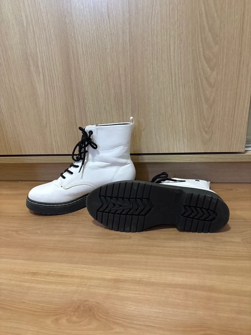Bota coturno branca Vizzano 37 - Foto 2