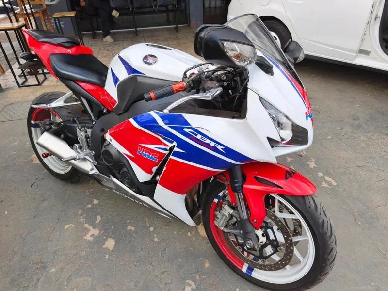 HONDA CBR 1000RR 2014