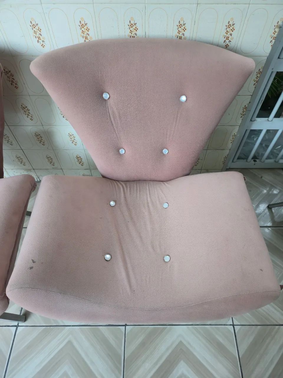 DUAS POLTRONAS ROSA  - Foto 2