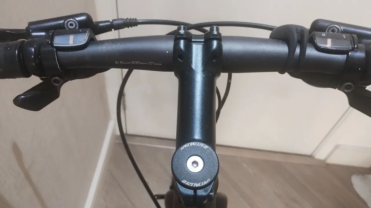 Bike Specialized Sirrus tamanho L/Grande - Foto 4