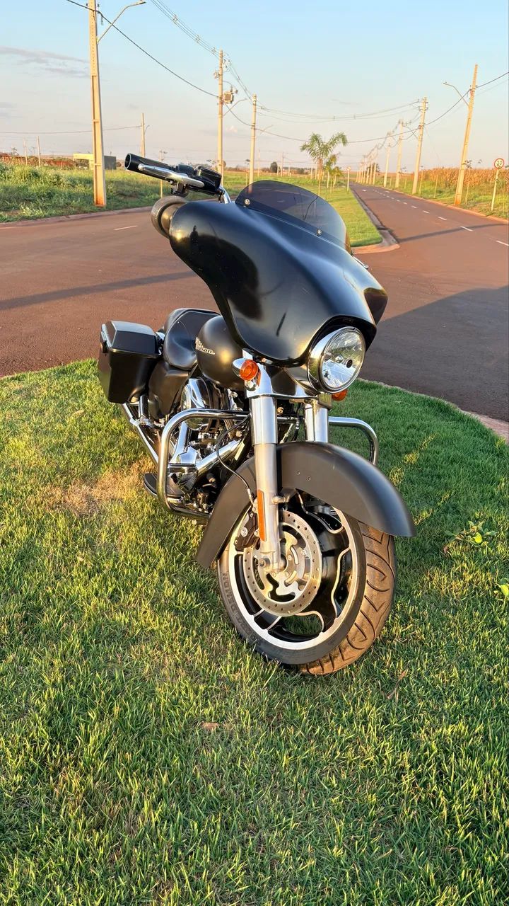 Street Glide FLHX - Foto 2