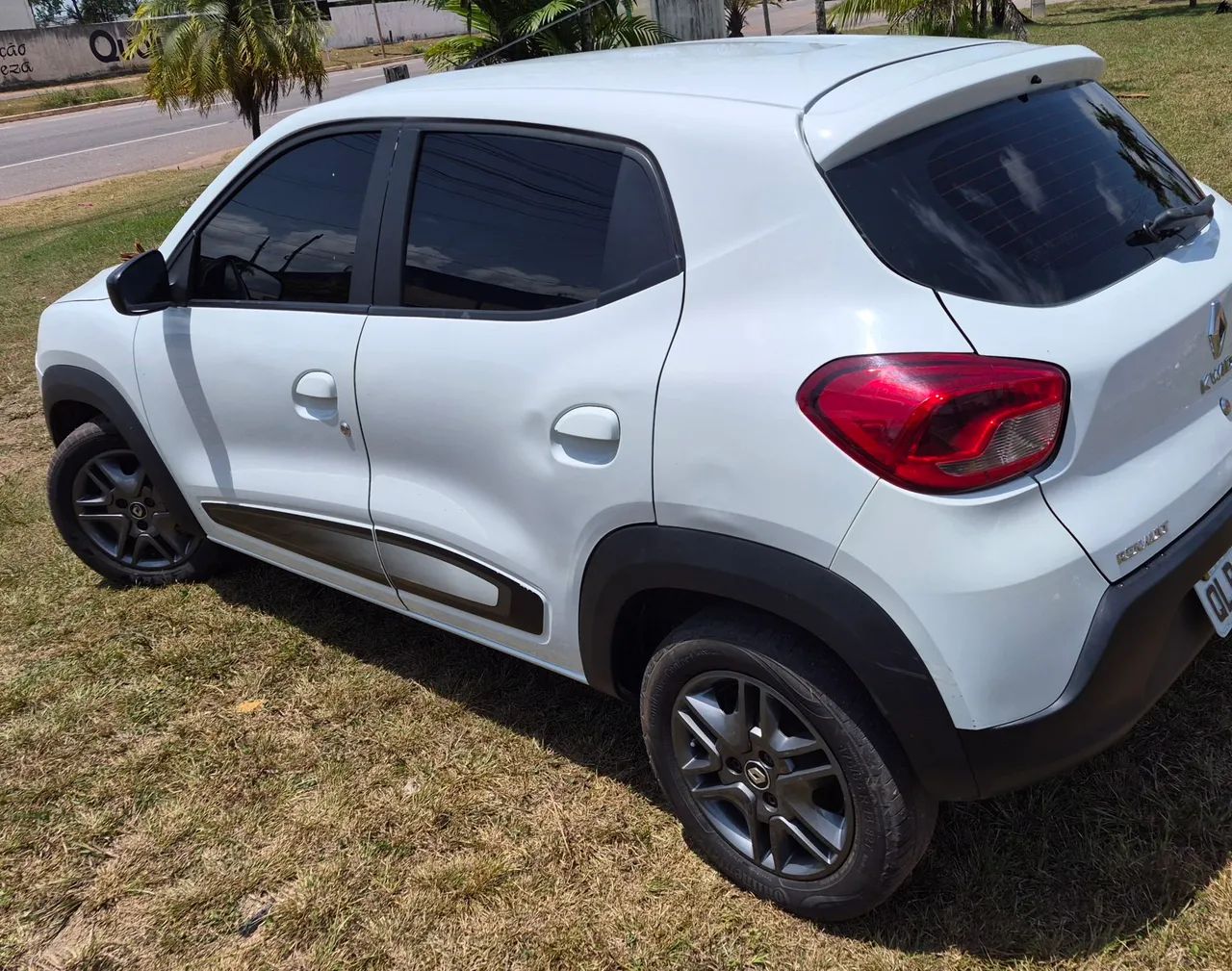 Renault Kwid Intense 1.0 Flex 12V 5P Mec. 2018 - Foto 2
