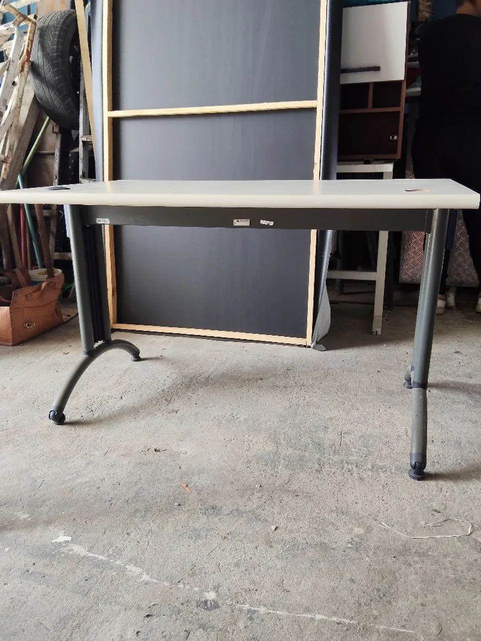 Mesa reforçada escritório  - Foto 3