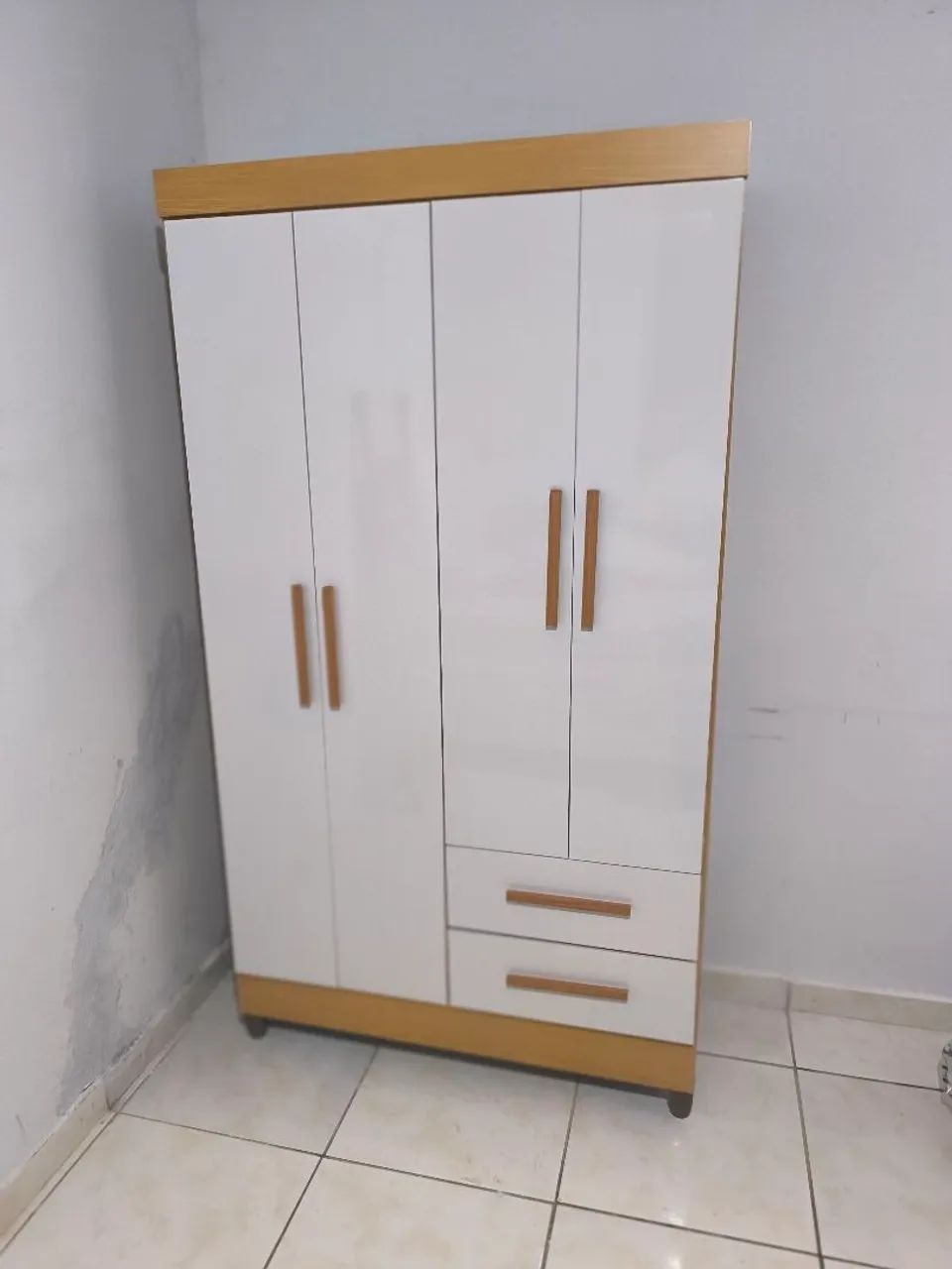 Guarda Roupa 4 Portas 